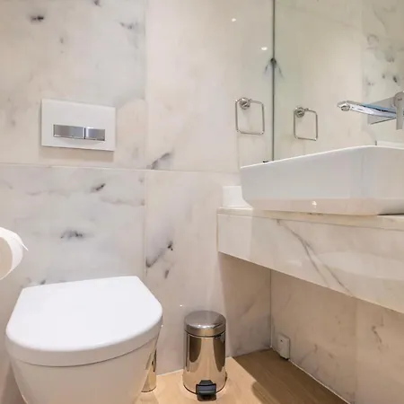 Liberdade Elegance W/rooftop Pool By Lovelystay Апартаменты *