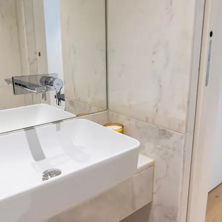 Liberdade Elegance W/rooftop Pool By Lovelystay * Lissabon